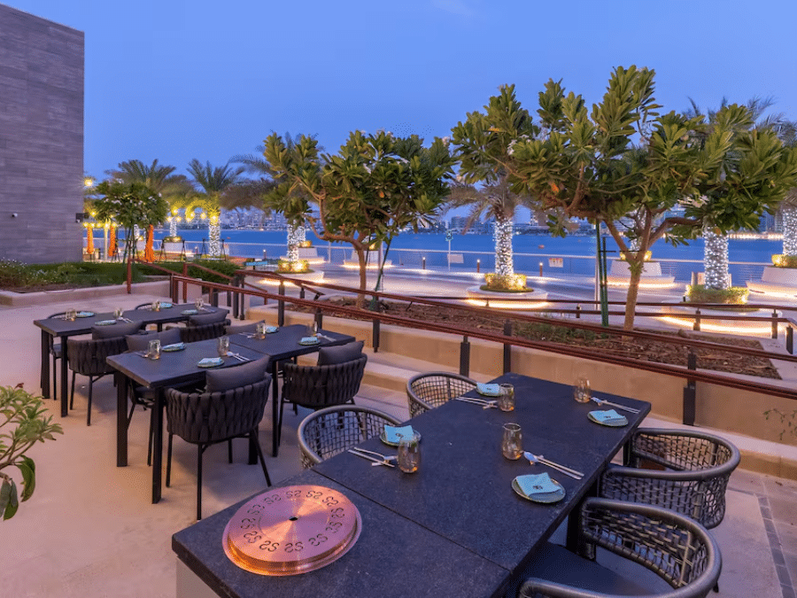 Элитная недвижимость рядом с ресторанами высокой кухни Абу-Даби