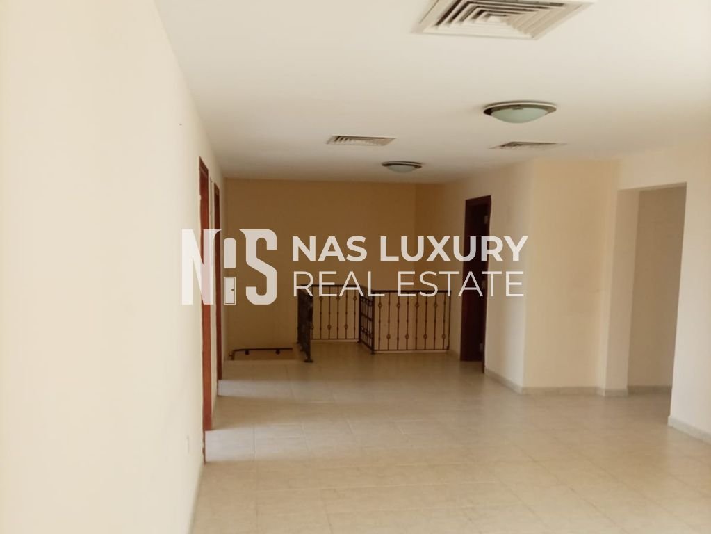 1023